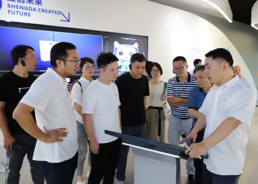 赴杭觀摩智能工廠，助力屯溪工業升級